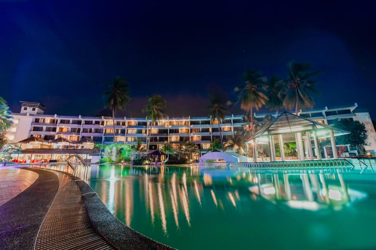 Tunamaya Beach & Spa Resort- Desaru Buitenkant foto